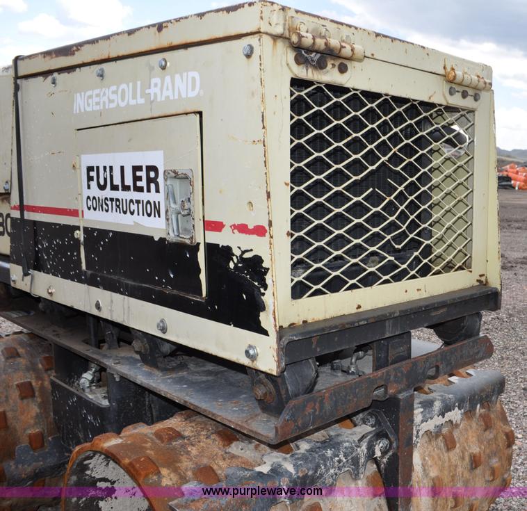 image for item G6028 Ingersoll Rand FX130 trench compactor