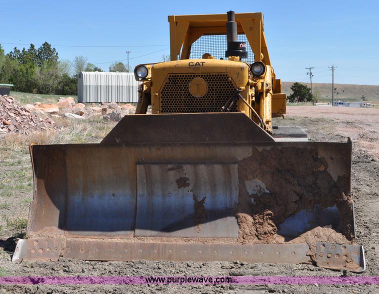 image for item G6029 Caterpillar D7 dozer