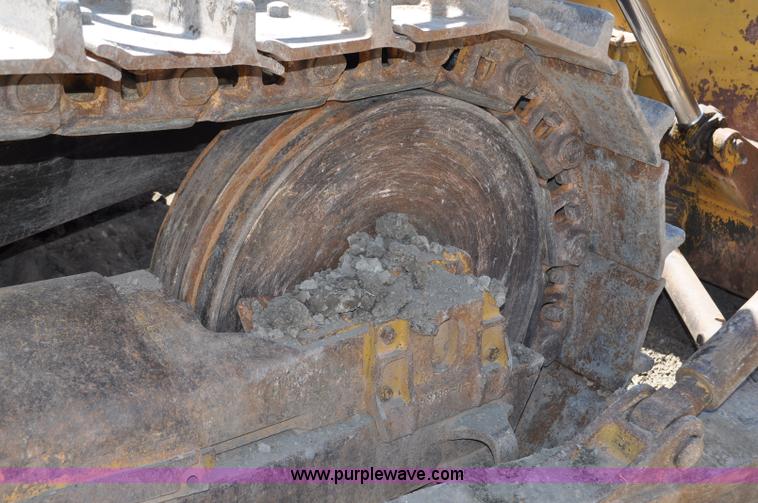 image for item G6029 Caterpillar D7 dozer