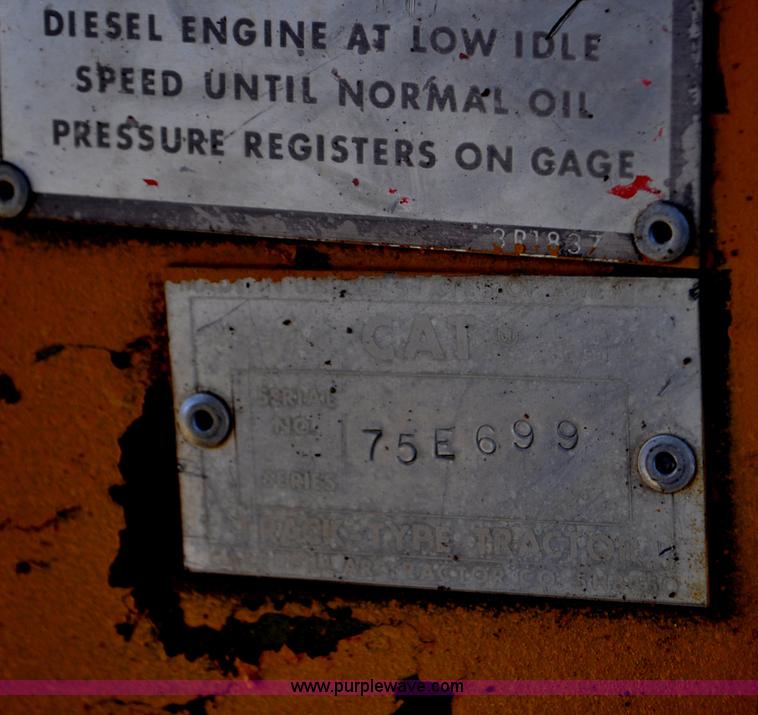 image for item G6029 Caterpillar D7 dozer