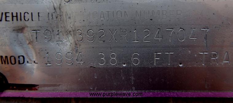 image for item H3216 1994 Travis end dump trailer