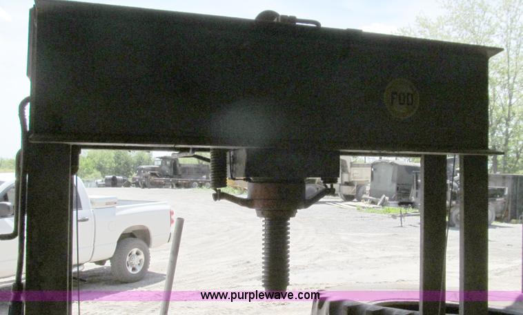 image for item O9173 Press-Arbor 75 ton press