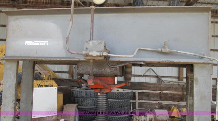 image for item O9173 Press-Arbor 75 ton press