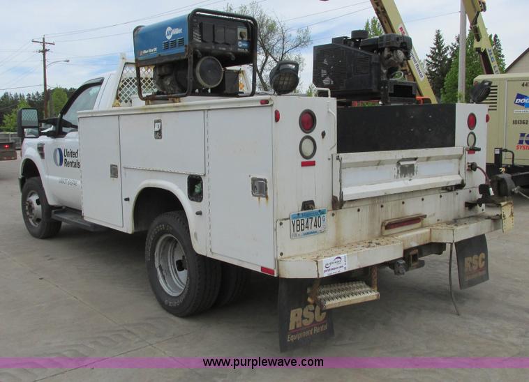 image for item A8533 2008 Ford F350  XL Super Duty service truck