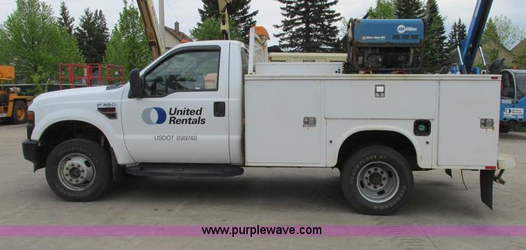 image for item A8533 2008 Ford F350  XL Super Duty service truck