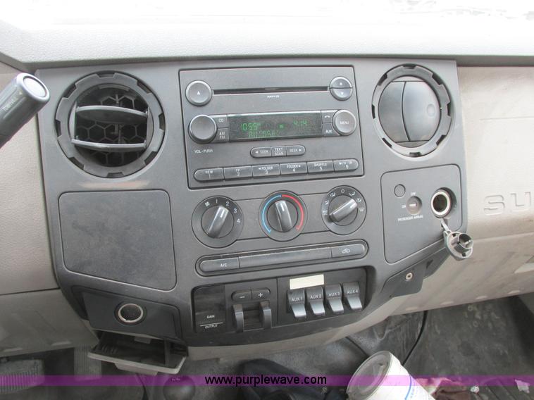 image for item A8533 2008 Ford F350  XL Super Duty service truck