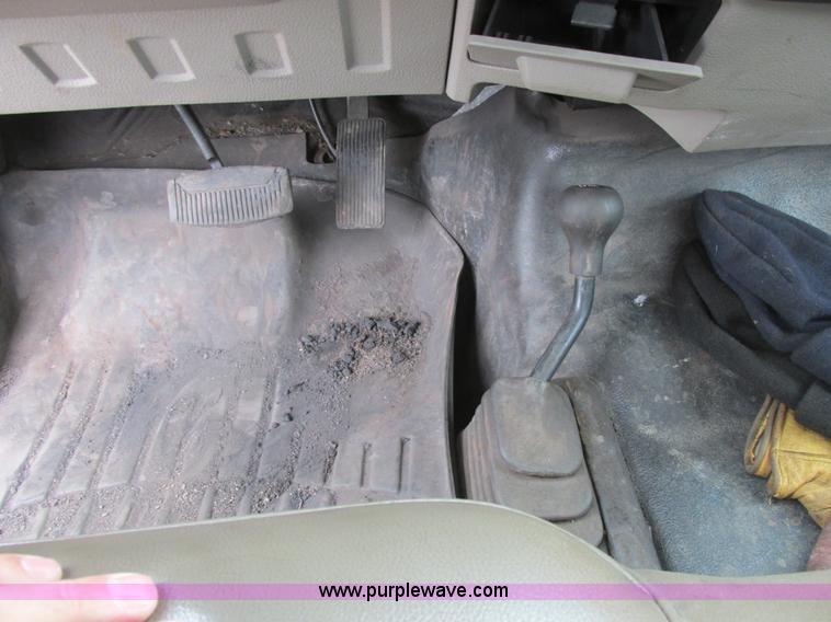 image for item A8533 2008 Ford F350  XL Super Duty service truck