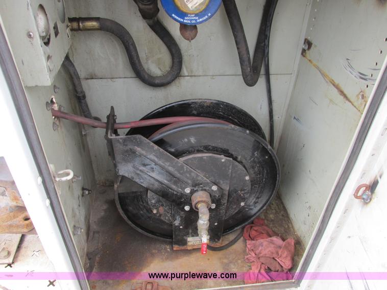 image for item A8533 2008 Ford F350  XL Super Duty service truck