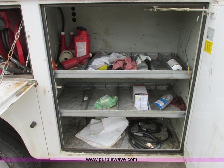 image for item A8533 2008 Ford F350  XL Super Duty service truck