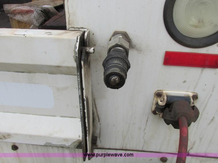 image for item A8533 2008 Ford F350  XL Super Duty service truck