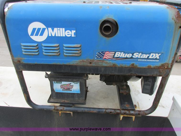 image for item A8533 2008 Ford F350  XL Super Duty service truck