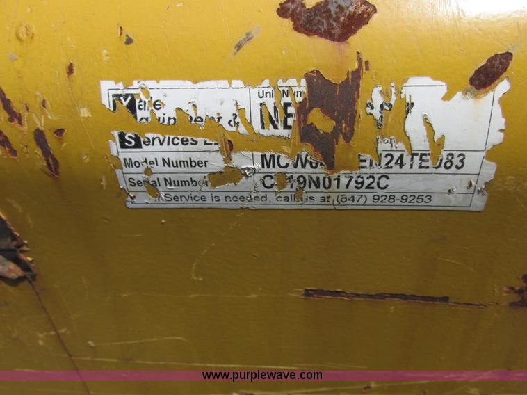 image for item AB9364 2005 Yale electric forklift