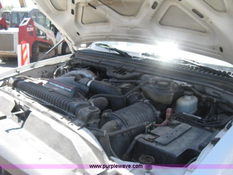 image for item D8310 2005 Ford F550 XL Super Duty service truck