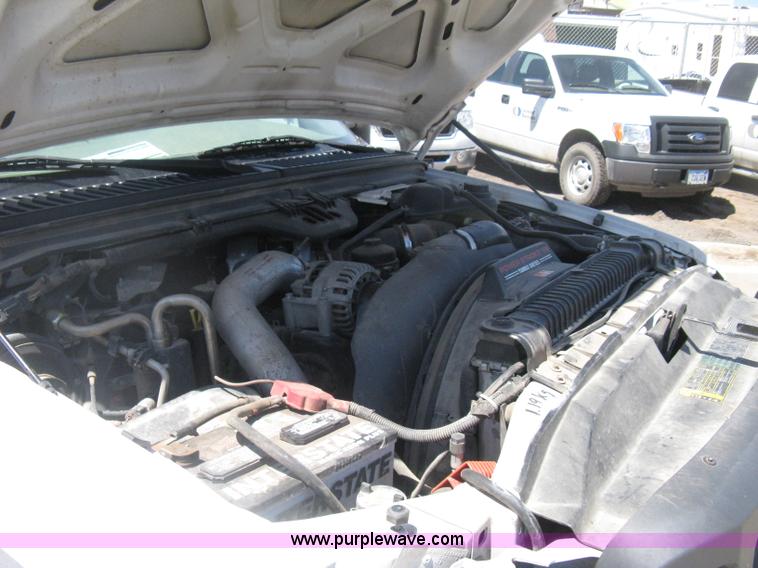 image for item D8310 2005 Ford F550 XL Super Duty service truck