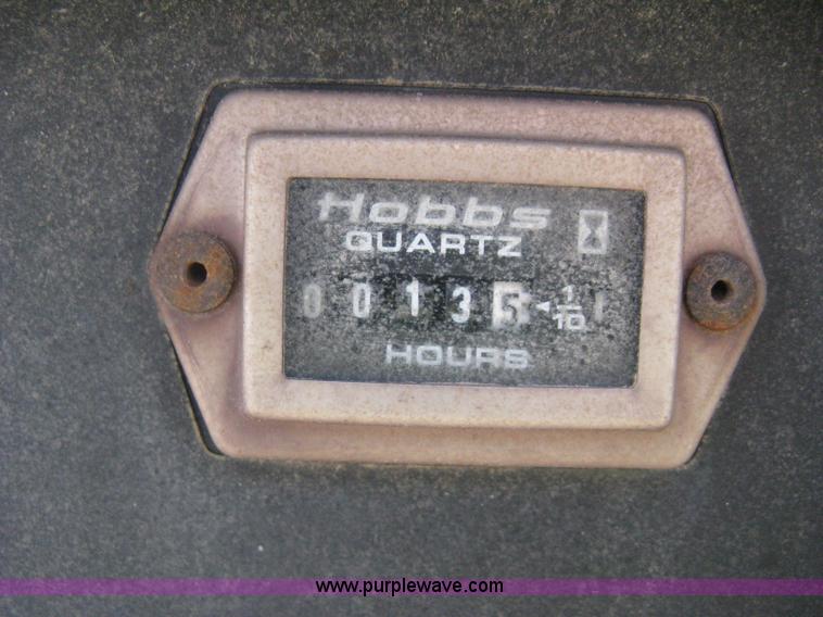 image for item D8310 2005 Ford F550 XL Super Duty service truck