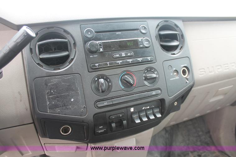 image for item H3501 2008 Ford F350 XL Super Duty service truck