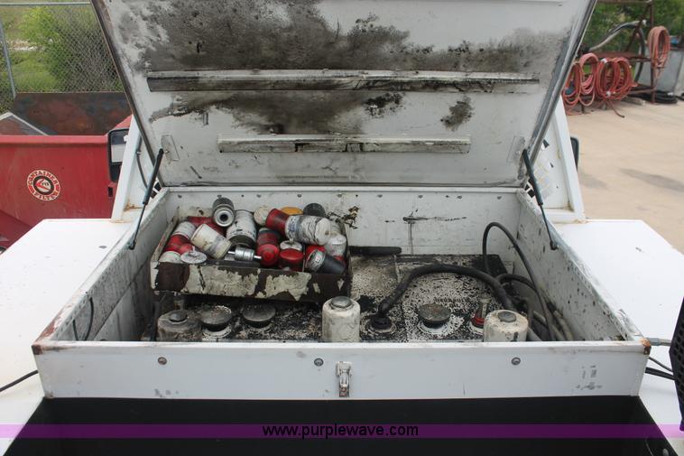 image for item H3501 2008 Ford F350 XL Super Duty service truck