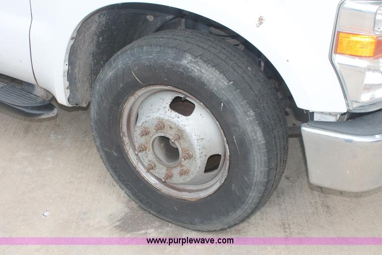 image for item H3501 2008 Ford F350 XL Super Duty service truck