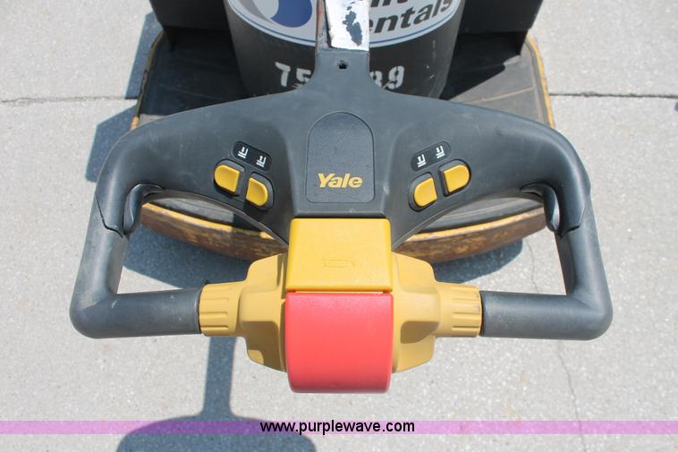 image for item H3517 2008 Yale MPE-060 electric pallet jack