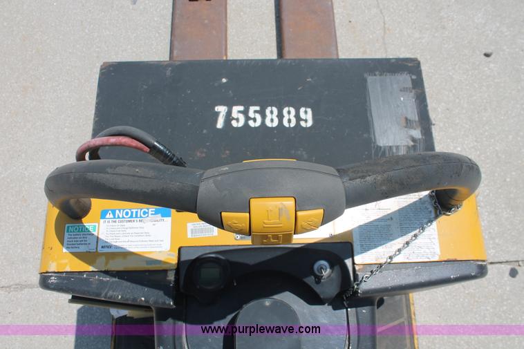 image for item H3517 2008 Yale MPE-060 electric pallet jack
