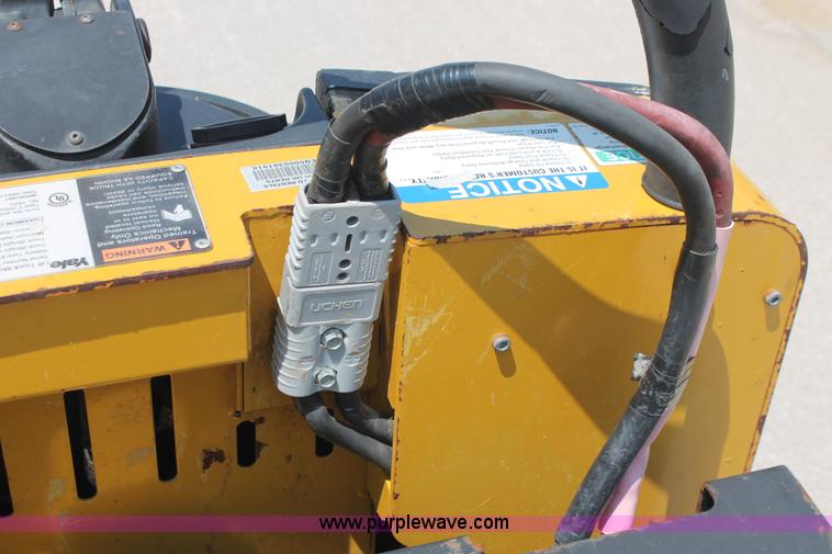 image for item H3517 2008 Yale MPE-060 electric pallet jack