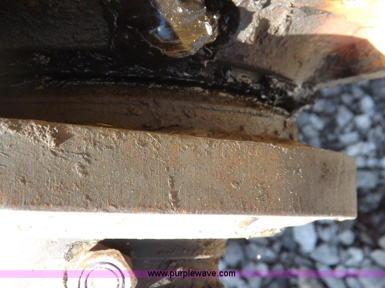 image for item H7023 2007 John Deere 200C LC excavator