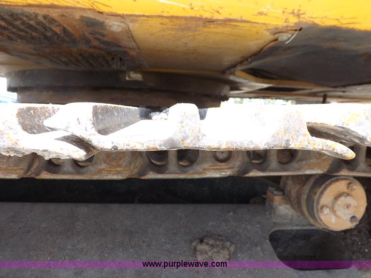 image for item H7023 2007 John Deere 200C LC excavator