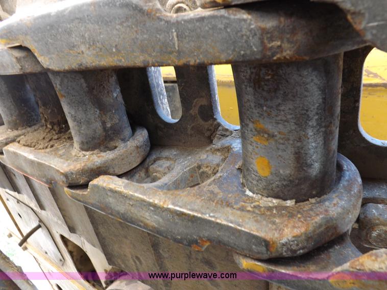 image for item H7023 2007 John Deere 200C LC excavator