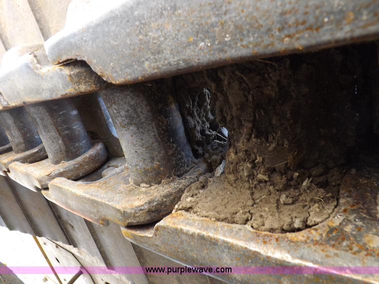 image for item H7023 2007 John Deere 200C LC excavator