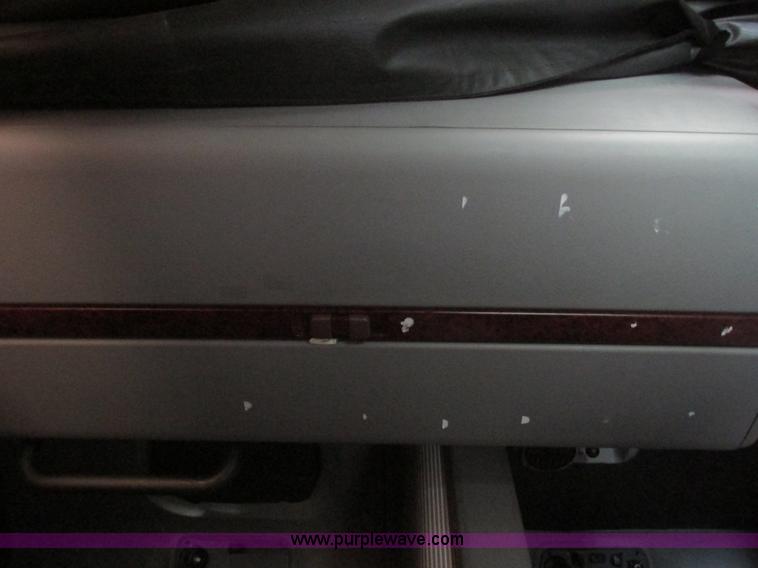 image for item AB9371 2006 Freightliner Century Class ST120 semi truck