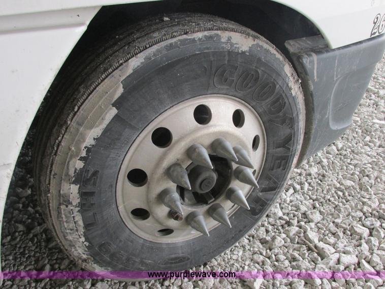 image for item AB9371 2006 Freightliner Century Class ST120 semi truck