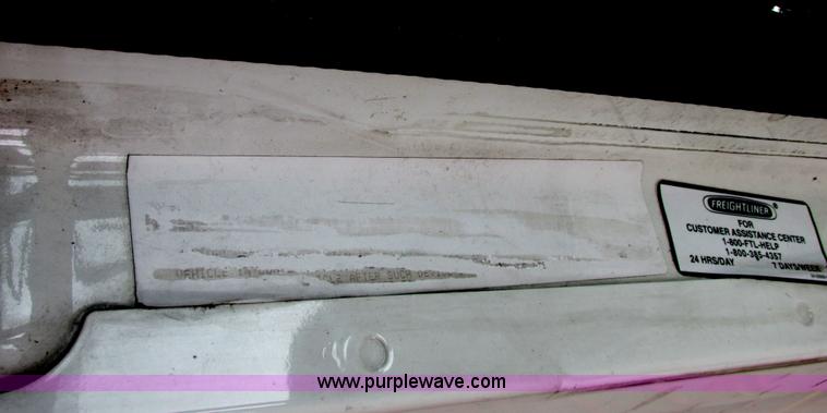 image for item AB9371 2006 Freightliner Century Class ST120 semi truck