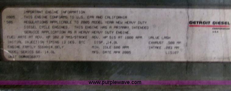 image for item AB9372 2006 Freightliner Columbia semi truck