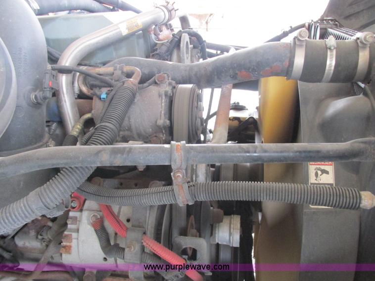 image for item AB9372 2006 Freightliner Columbia semi truck