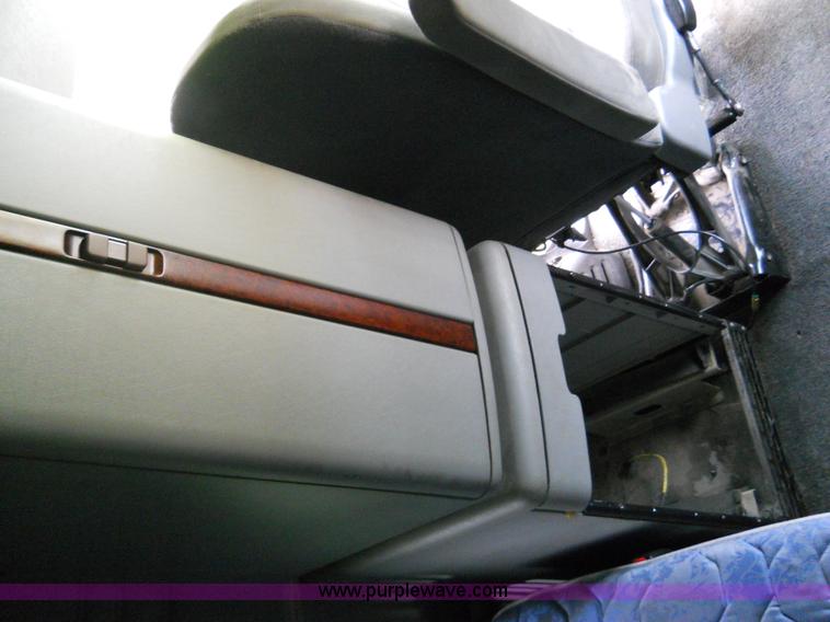 image for item C1129 2004 Freightliner ST120 semi truck