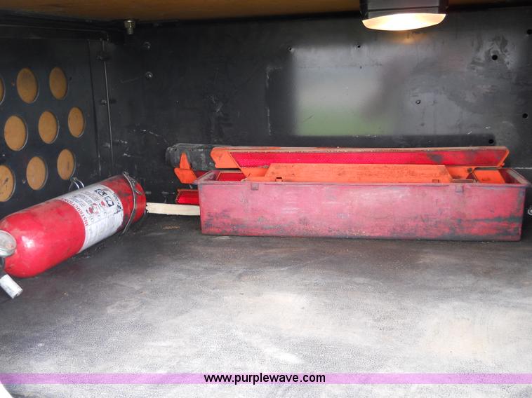 image for item C1129 2004 Freightliner ST120 semi truck