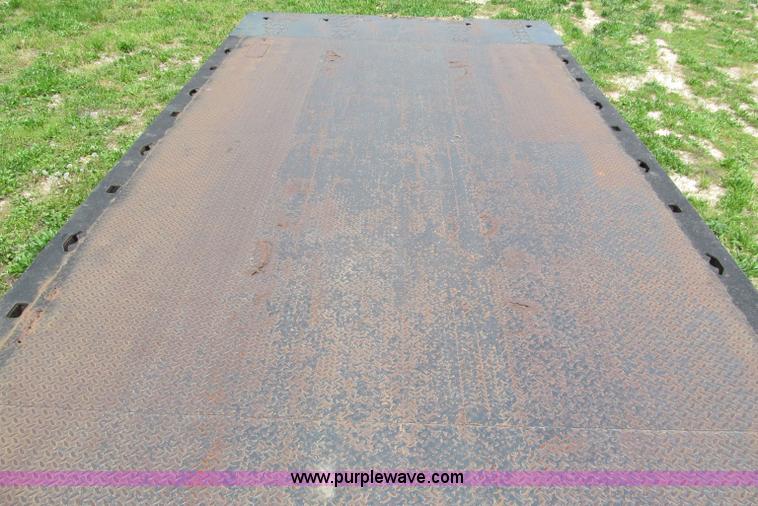 image for item F5064 1996 Landoll 660 48' trailer