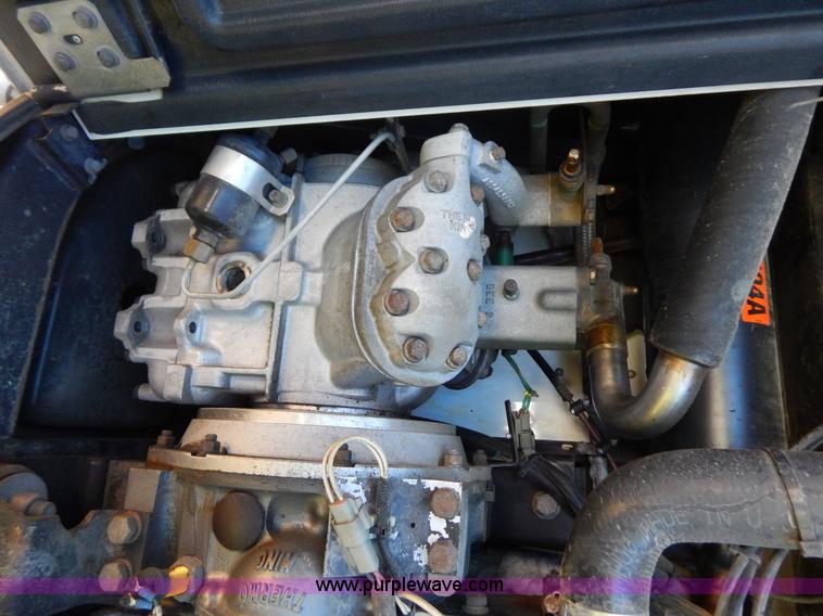 image for item G3208 2002 Wabash 53' reefer trailer