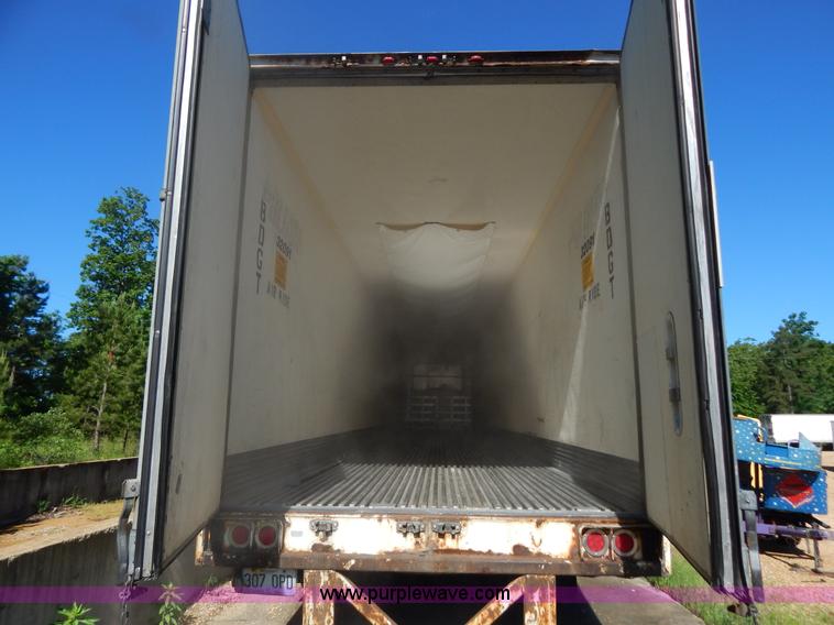 image for item G3208 2002 Wabash 53' reefer trailer