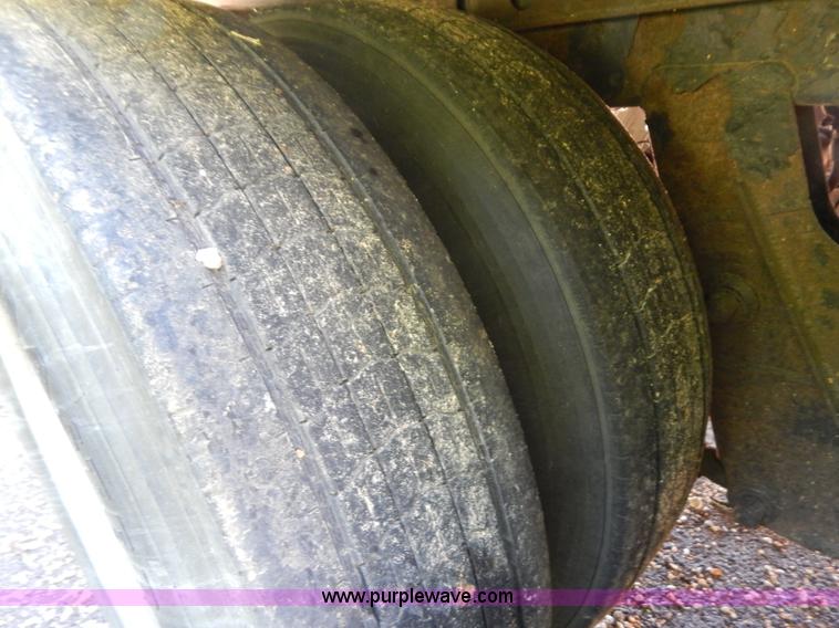 image for item G3209 2002 Wabash 53' reefer trailer