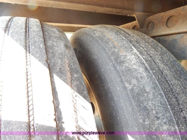 image for item G3209 2002 Wabash 53' reefer trailer