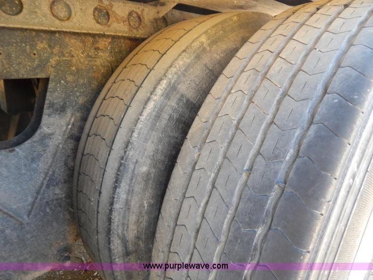 image for item G3210 2002 Wabash 53' reefer trailer