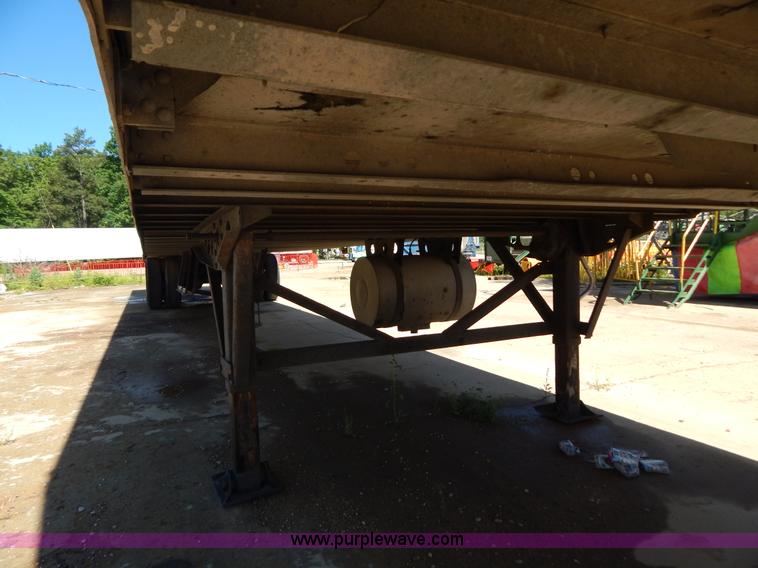 image for item G3210 2002 Wabash 53' reefer trailer