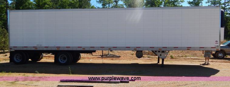 image for item G3211 2005 Utility 3000R 48' spread axle reefer trailer