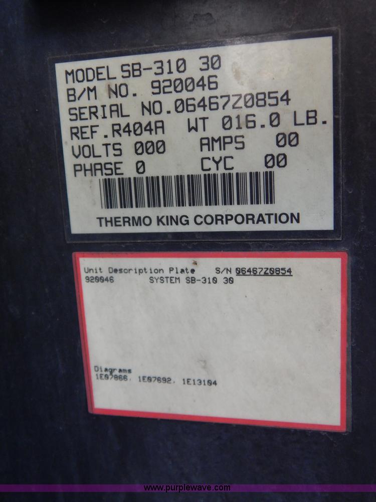 image for item G3211 2005 Utility 3000R 48' spread axle reefer trailer