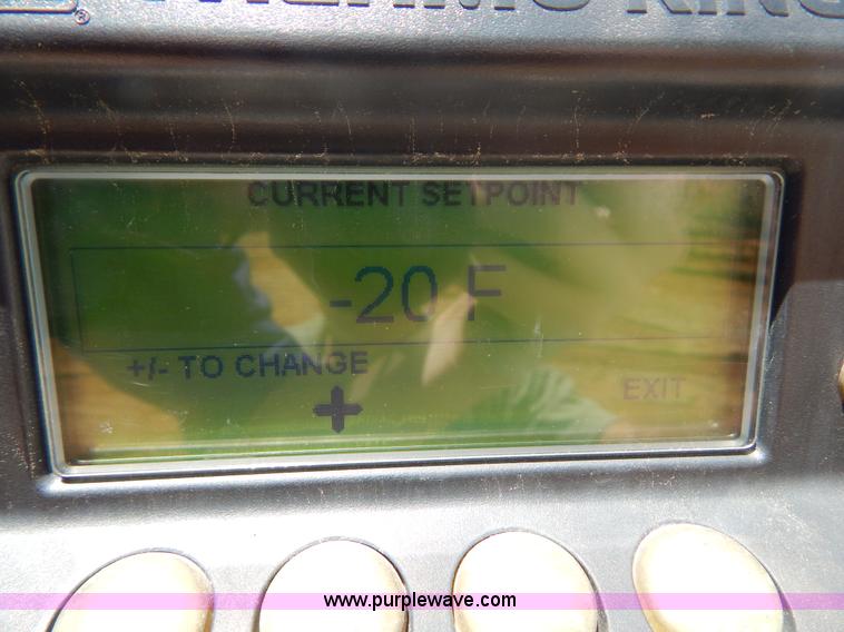 image for item G3211 2005 Utility 3000R 48' spread axle reefer trailer