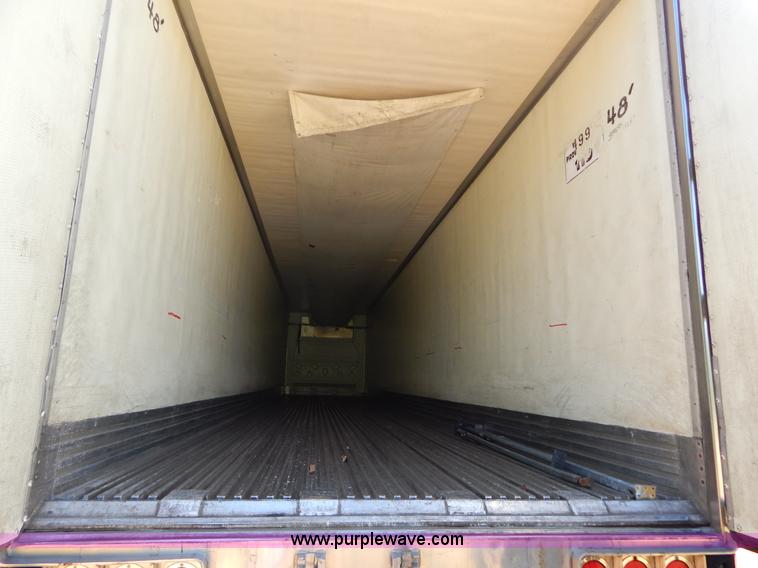 image for item G3211 2005 Utility 3000R 48' spread axle reefer trailer