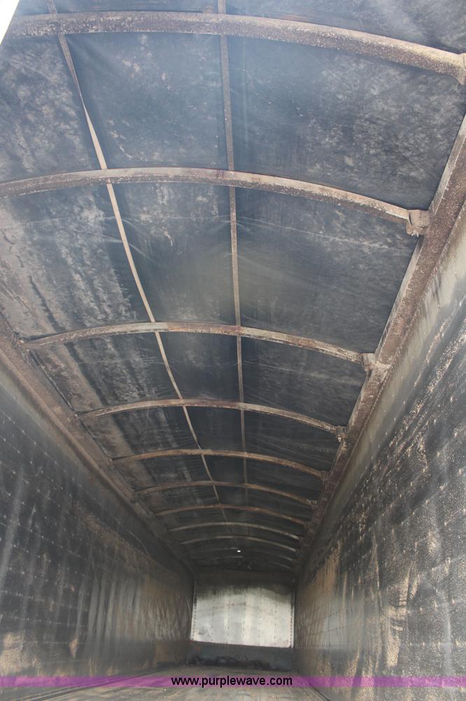 image for item G5209 1999 Wilson Pace Setter with Keith walking floor unloading system