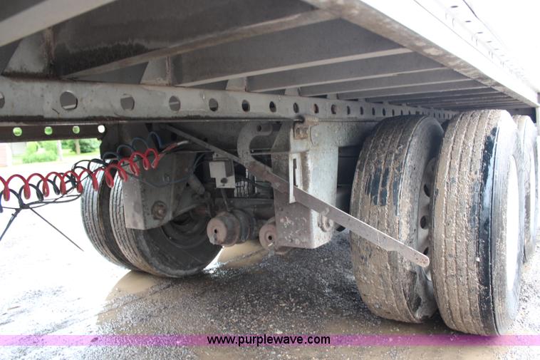 image for item G5209 1999 Wilson Pace Setter with Keith walking floor unloading system