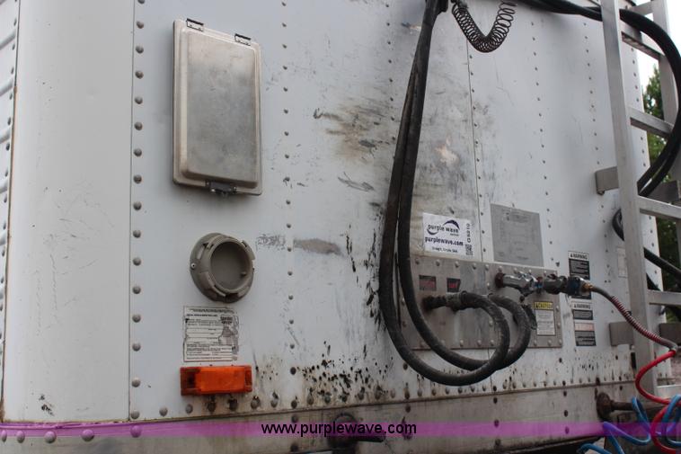 image for item G5210 1998 Timpte 42' belt trailer